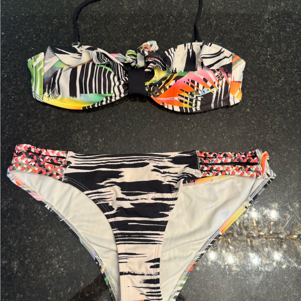 Colorful Patterned Bikini Set